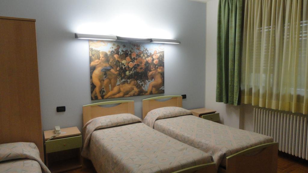 Albergo Ristorante Fratte Fregona エクステリア 写真